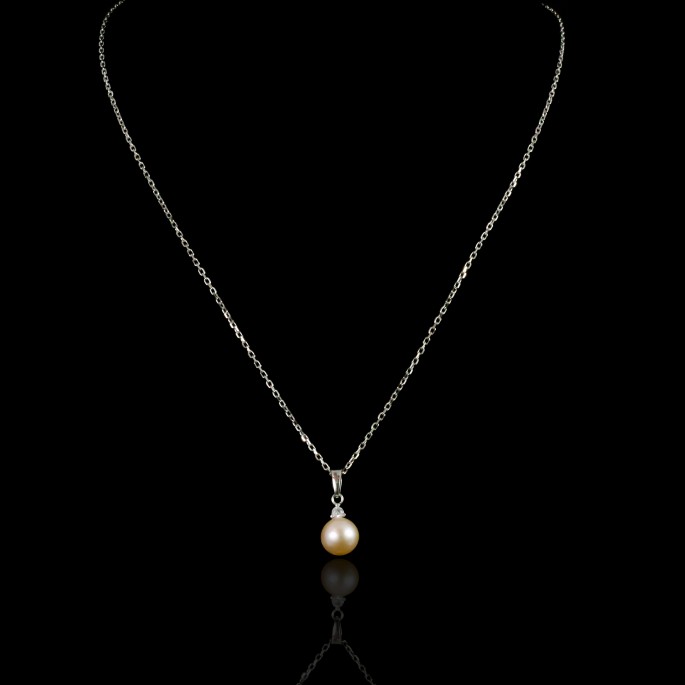 Classic Necklace | Fresh Water Pearl |18K White Gold