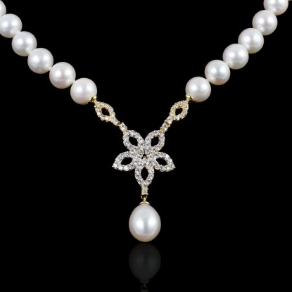 Étoile Necklace | Fresh Water Pearls | 18K Gold