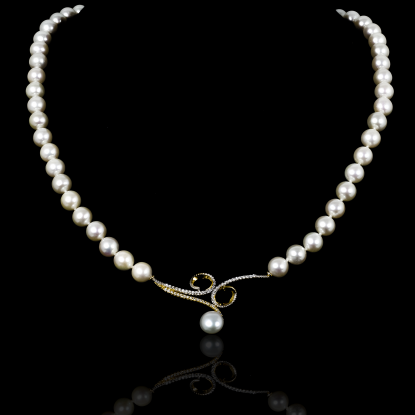 Infini Necklace | Fresh Water Pearls | 18K Gold